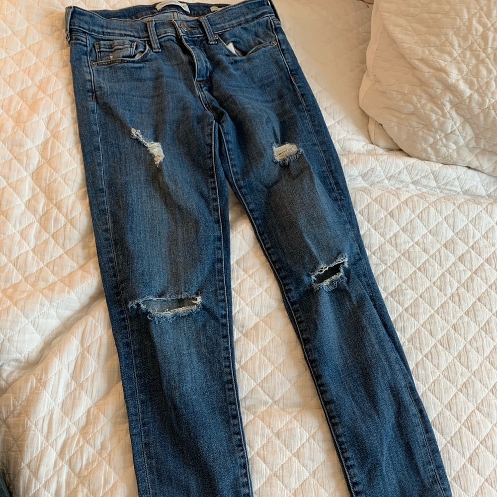 Banana Republic Skinny distressed jeans
